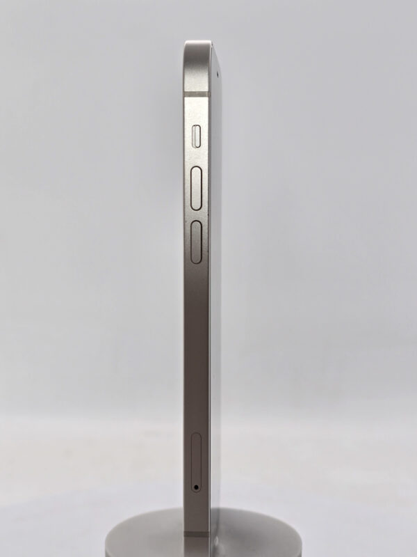 iPhone 12 - imagine 2