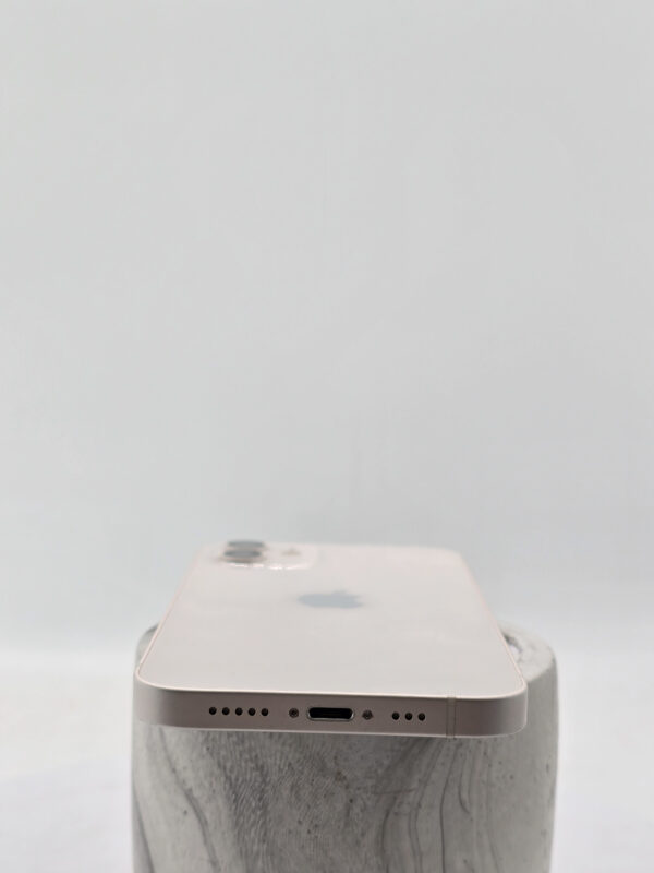 iPhone 12 - imagine 8