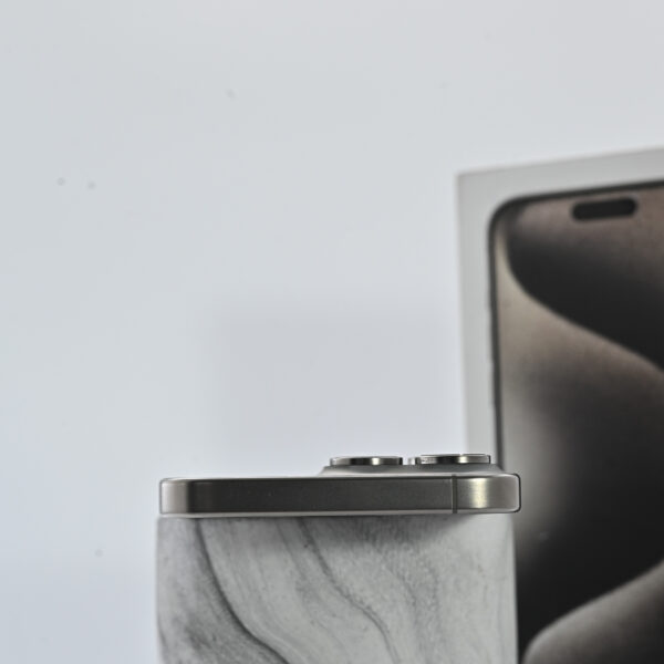 iPhone 15 Pro Max - imagine 8