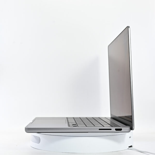 MacBook Air M2, 15-inch, 2023, 8GB, 8 Cores, 10 Cores GPU - imagine 8