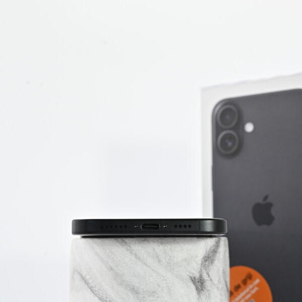 iPhone 16 Plus - imagine 7