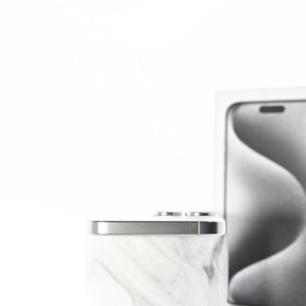 iPhone 15 Pro Max - imagine 8