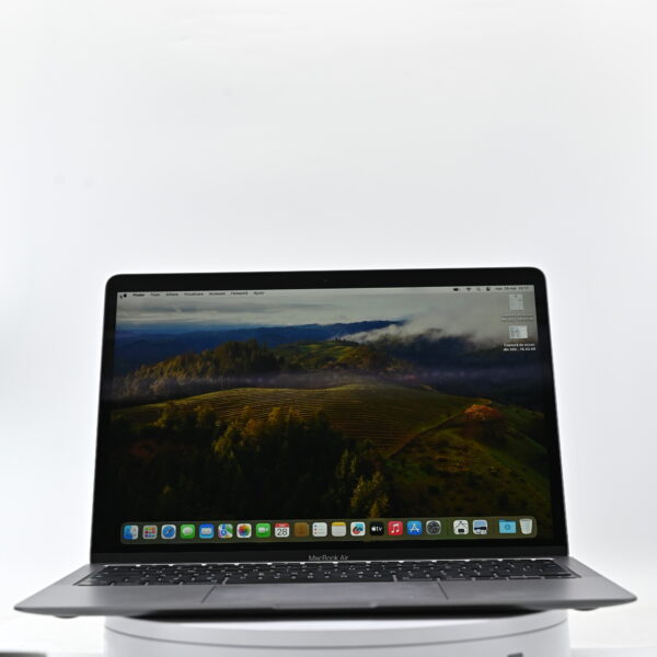 MacBook Air, M1, 13,3-inch, 2020, 8GB, 8 Cores, 7 Cores GPU - imagine 5