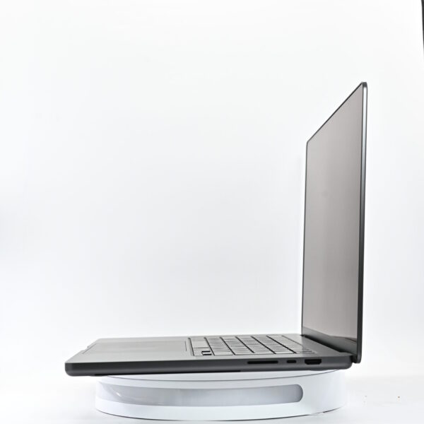 APPLE MacBook Pro M4, 14-inch, 10 Cores, 10 Core GPU 512GB space black foarte bun - imagine 5